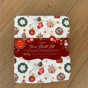 Envogue Holiday Twin Sheet Set - Red, Green, White